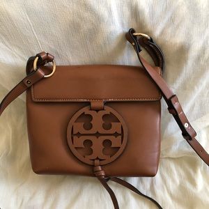 Tory burch miller crossbody bag